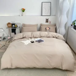 Parure De Lit Beige En Tissu Doux