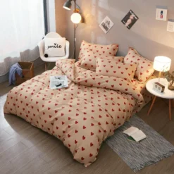 Parure De Lit Beige Imprimé Coeurs Rouges