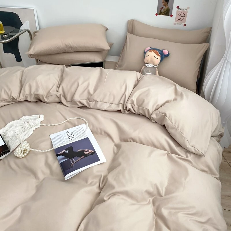 Parure De Lit Beige En Tissu Doux – Image 3