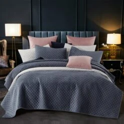 Parure De Lit Bleu Marine à Motifs Géométriques En Relief