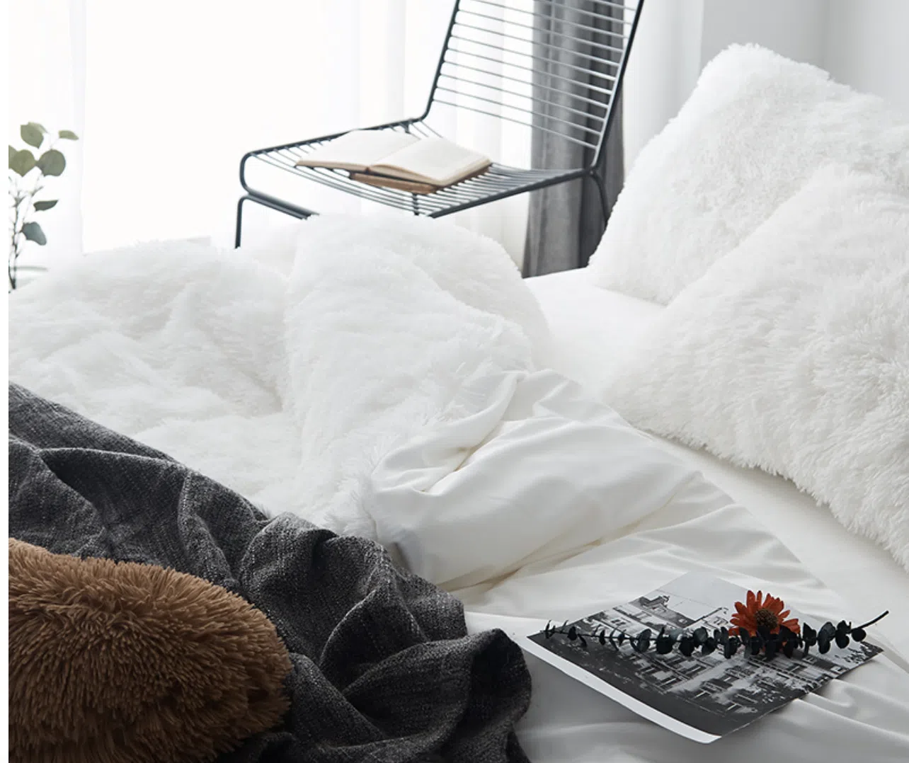 Parure De Lit Effet Fourrure Blanche – Image 4