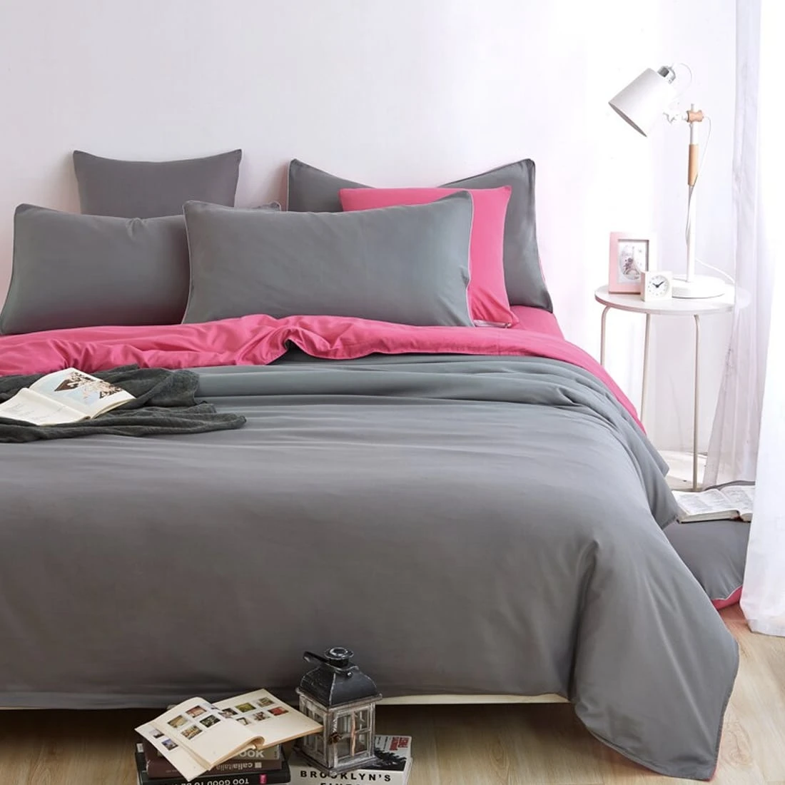 Parure De Lit Grise Et Rose – Image 2